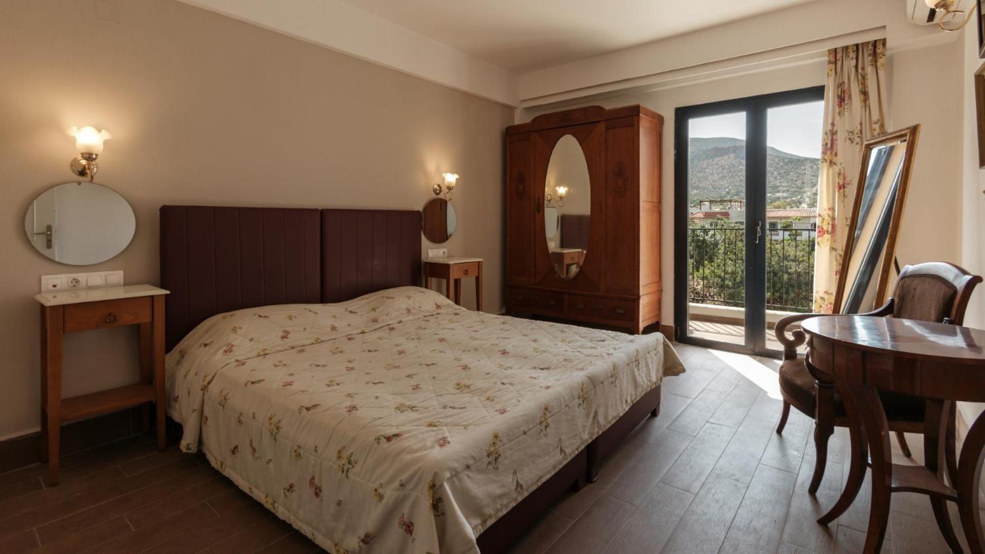 Nami Hotel & Suites Stalida Room photo